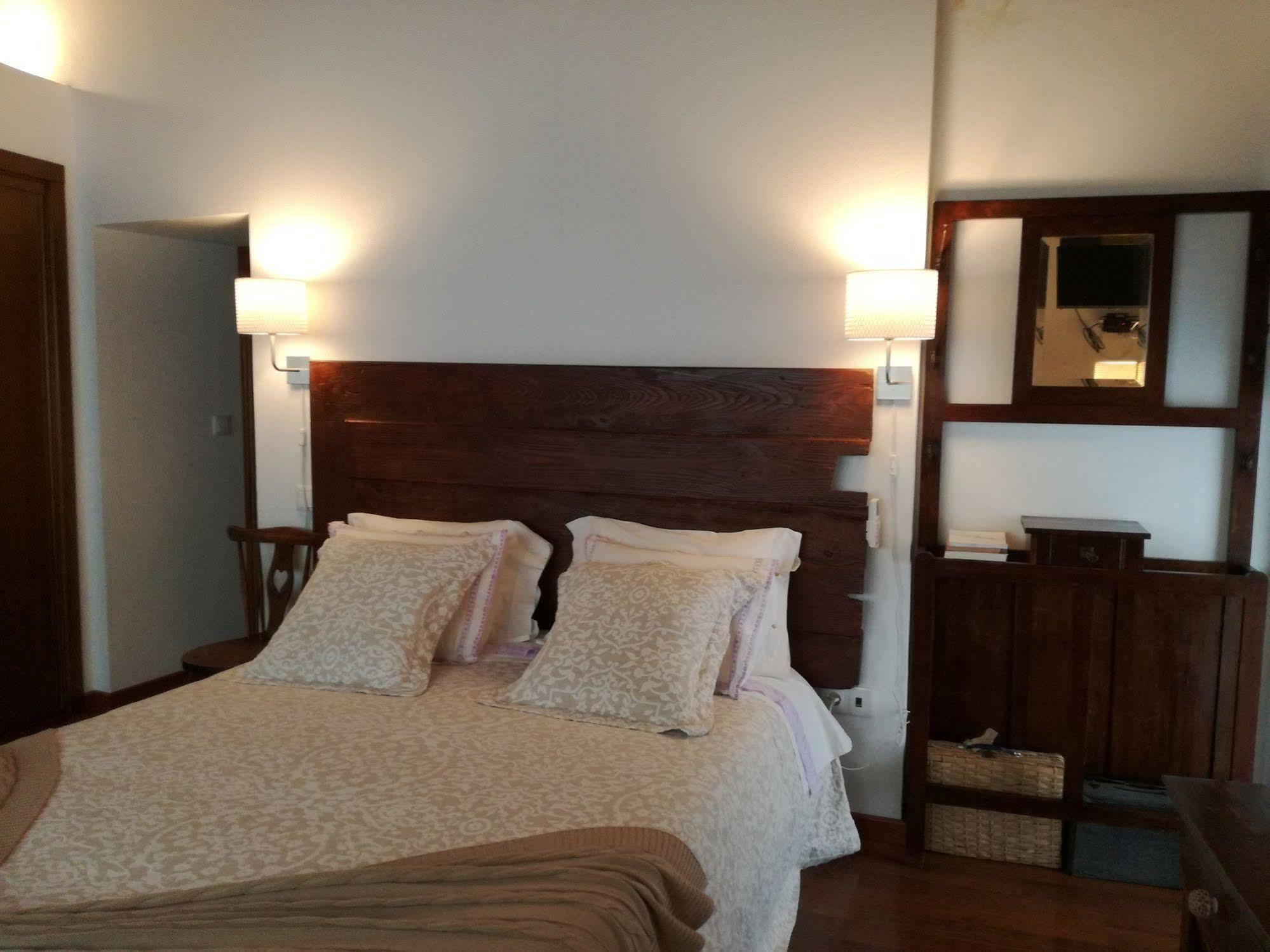 Villa O Ze Ja Dormiu Aqui Celeiros Exterior foto